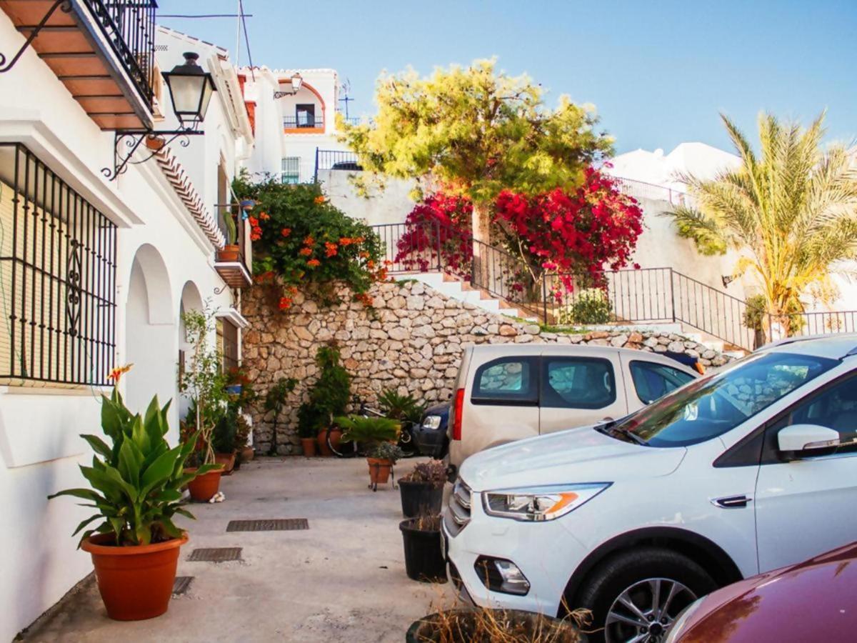 Tipica Casa En Frigiliana Con Patio Y Terraza Apartment Exterior photo