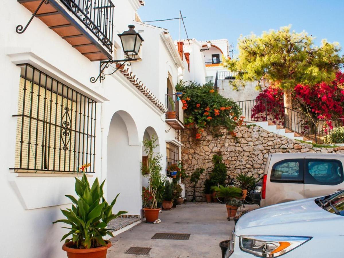Tipica Casa En Frigiliana Con Patio Y Terraza Apartment Exterior photo